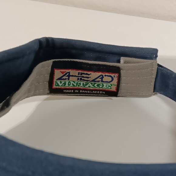 Pair of Men's PEBBLE BEACH quarter zip pullovers MED. with co-ordinating Visor - Picture 11 of 13